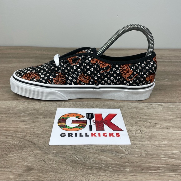 Vans Authentic Black/True White Tiger Floral - Picture 3 of 5